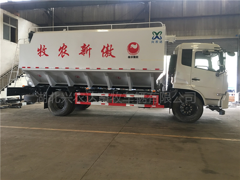 12吨(24m³)饲料运输车