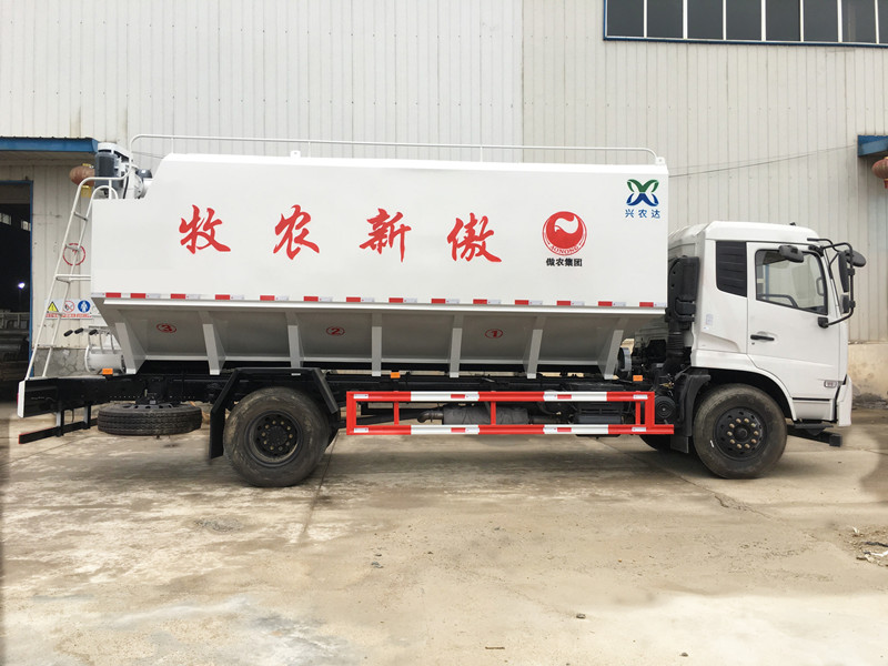 12吨(24m³)饲料运输车